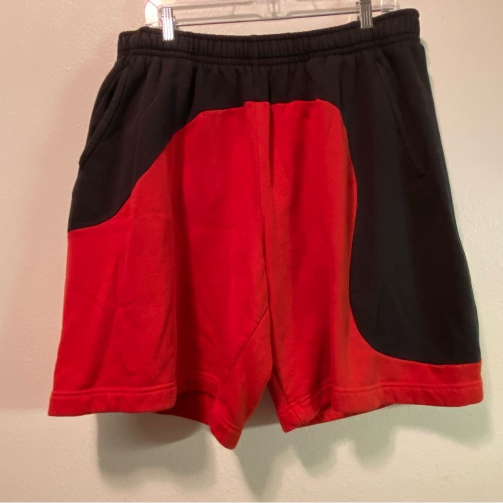 Nike Shorts Mens Size XL Red and Black Stretch Pull On Drawstring